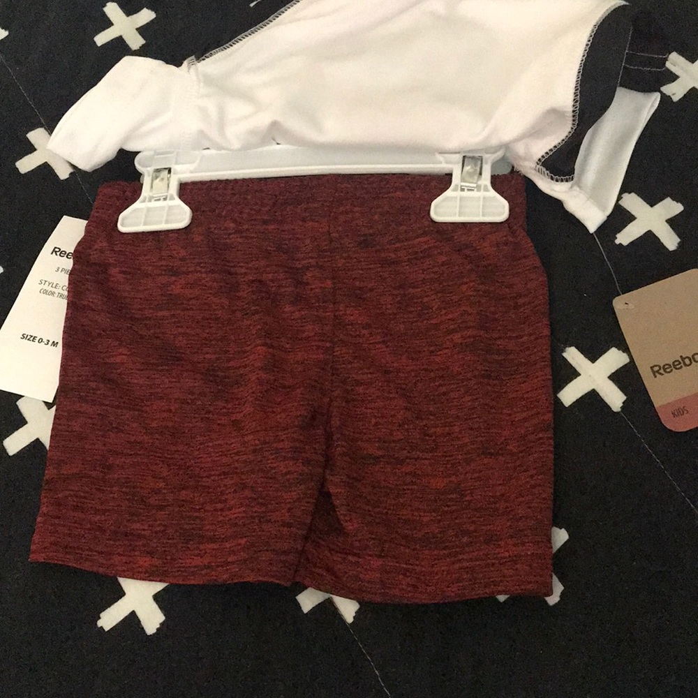 Boy Reebok set - Picture 2 of 2